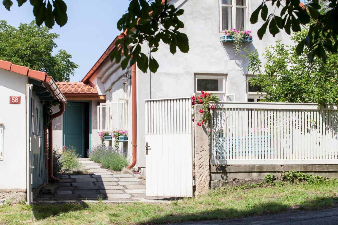 Villa Domecek Na Kvetinovem Statku Zdice Esterno foto